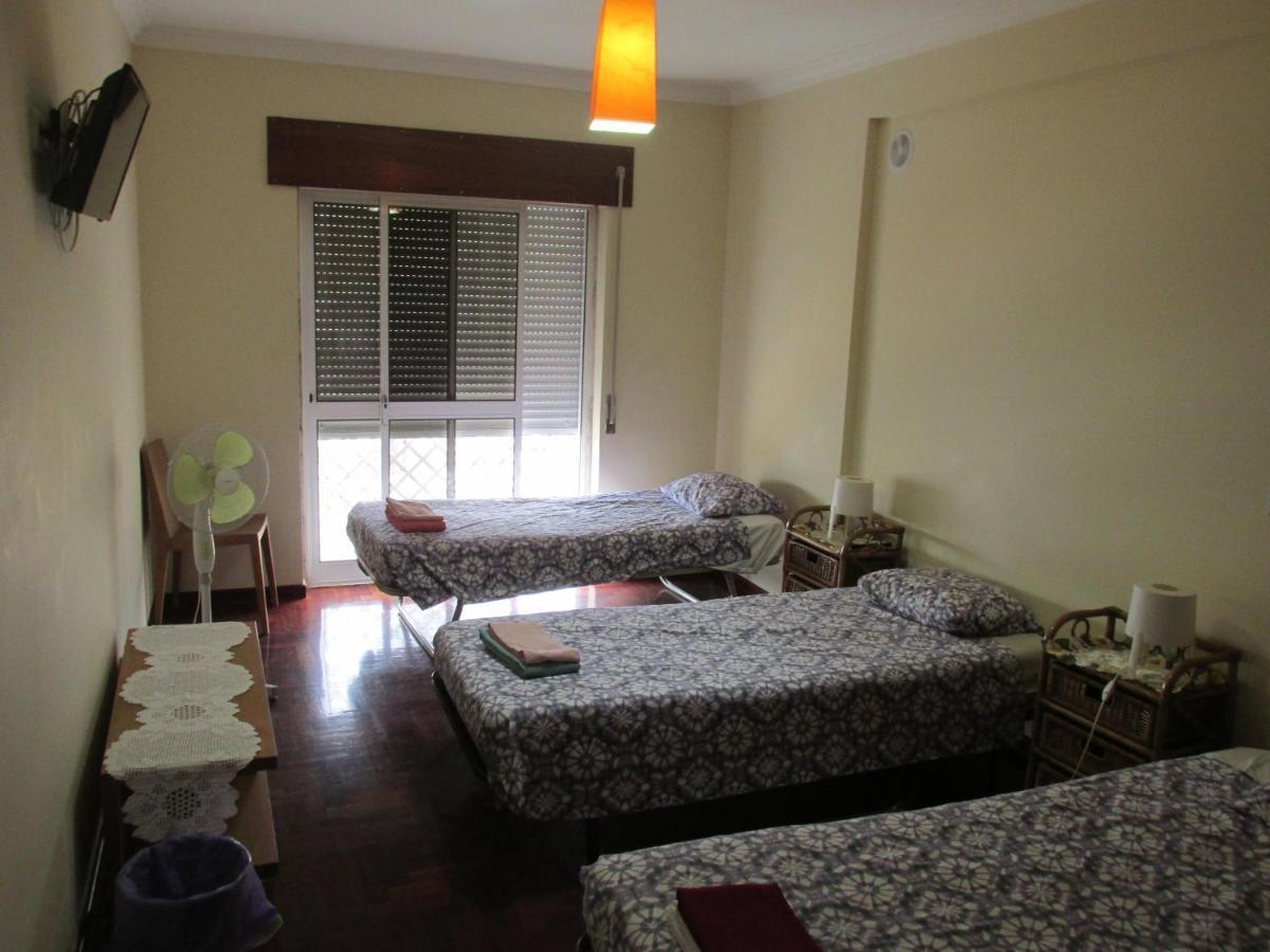 Homestay Marialva Park Seixal  Bagian luar foto