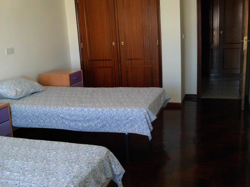 Homestay Marialva Park Seixal  Bagian luar foto