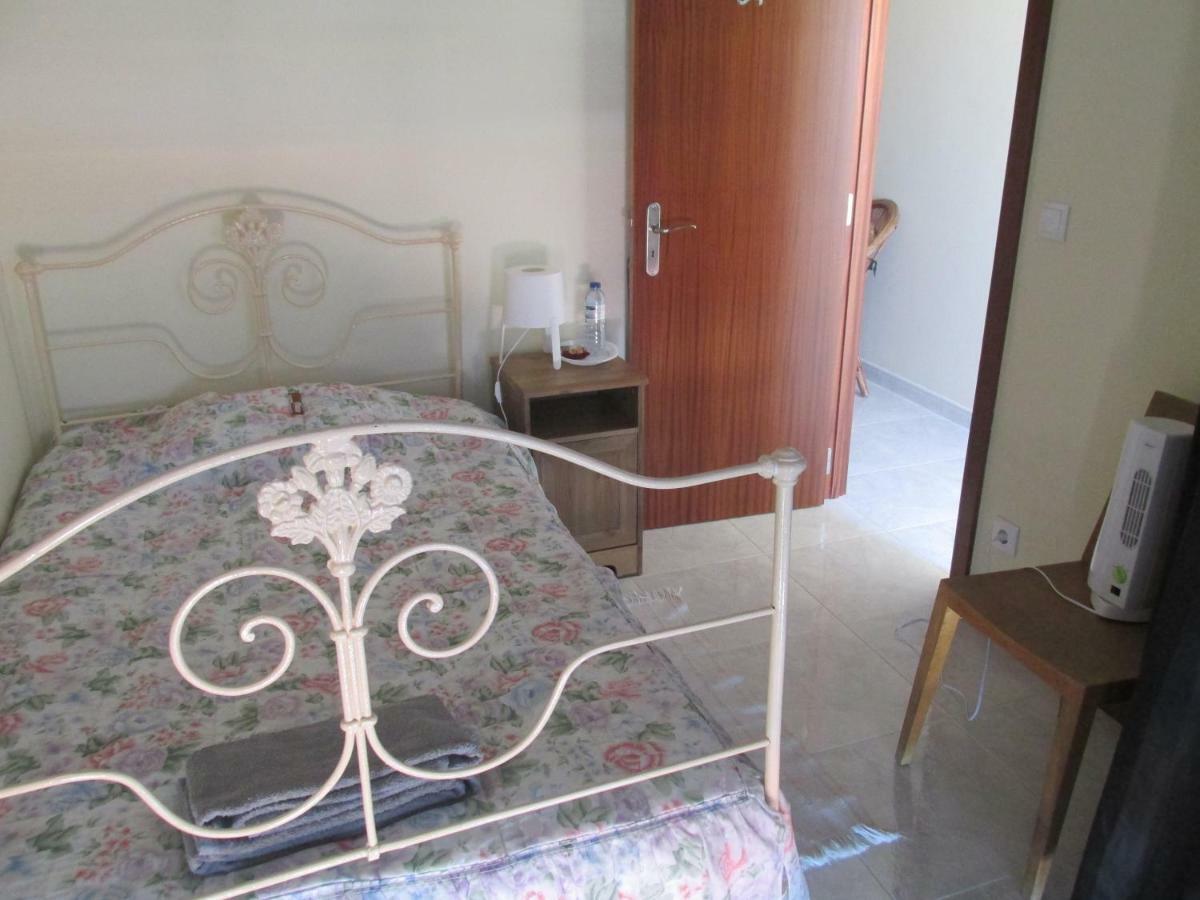 Homestay Marialva Park Seixal  Bagian luar foto